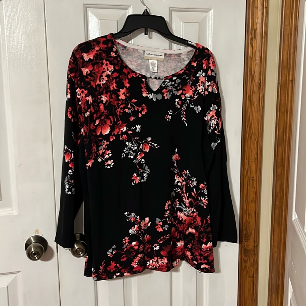 Alfred Dunner woman’s sweater